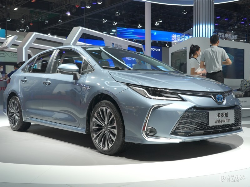 2023上海车展新款卡罗拉双擎亮相