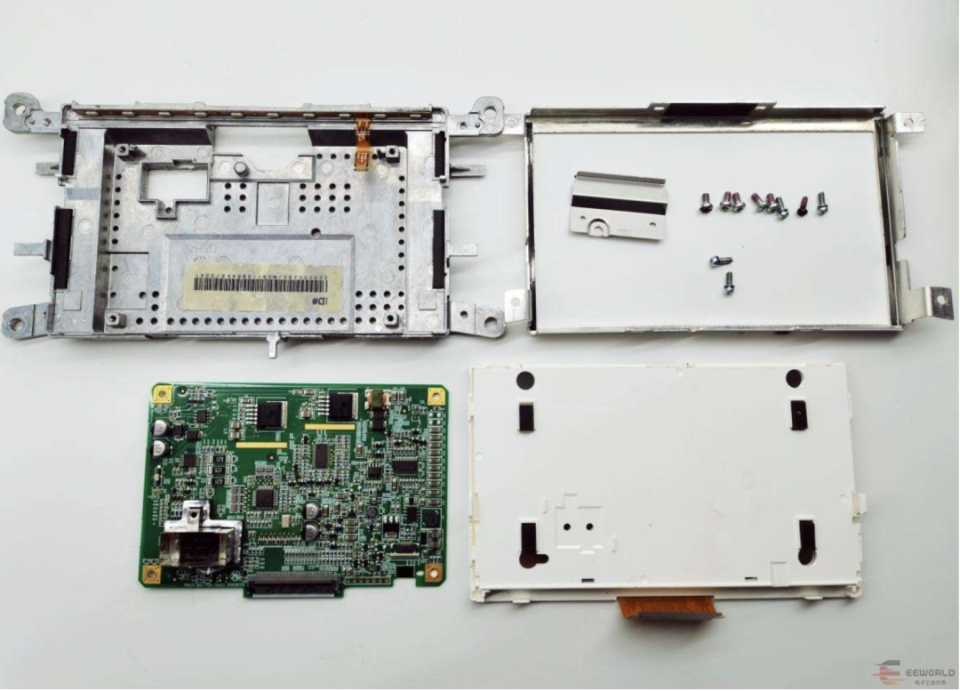 拆解揭秘:奥迪q3和a4l中控显示屏都用了哪些芯片?