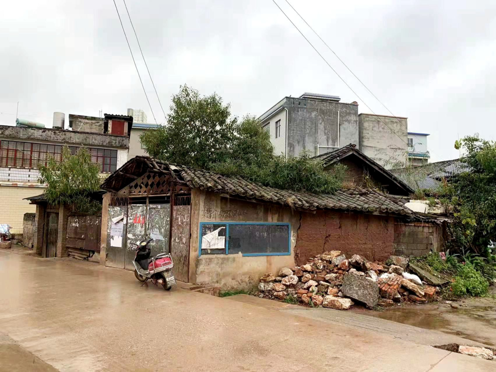 嵩明县小街镇甸丰村:文化广场让美丽乡村靓起来