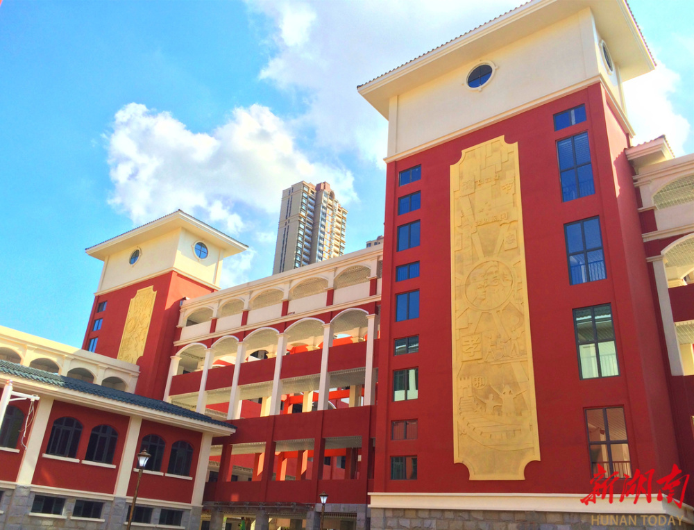 湖南省"书香校园"建设访谈|长沙市开福区清水塘江湾小学:让阅读成为