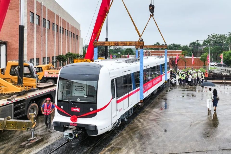 首列车顺利到达!南昌地铁1,2号线延长线运营筹备工作正式拉开帷幕