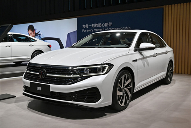 大众速腾开启清仓全系下调33万30天卖出了26043辆