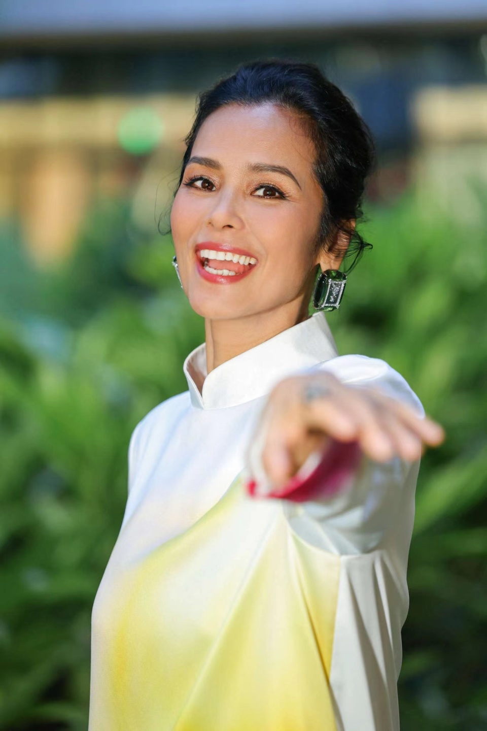 33年后再唱《亚洲雄风》,韦唯说新一代听众依然满怀激情丨独家_腾讯