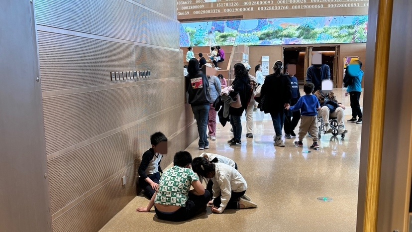 "森林书苑"周末吵若繁忙马路,图书馆如何动静分离?_腾讯新闻