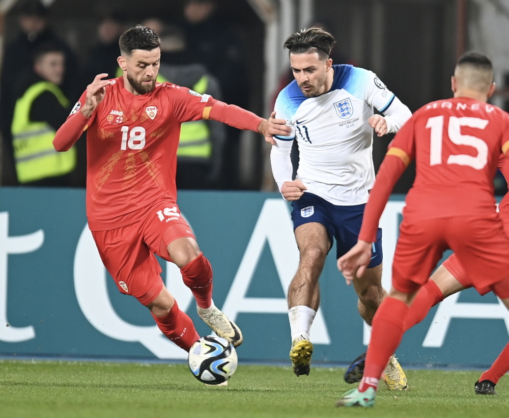 足球——欧锦赛预选赛:英格兰战平北马其顿