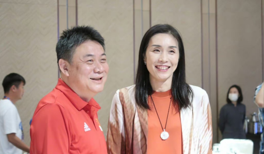 孙玥批中国女排核心李盈莹关键时刻不够硬两个直线出界暴露短板