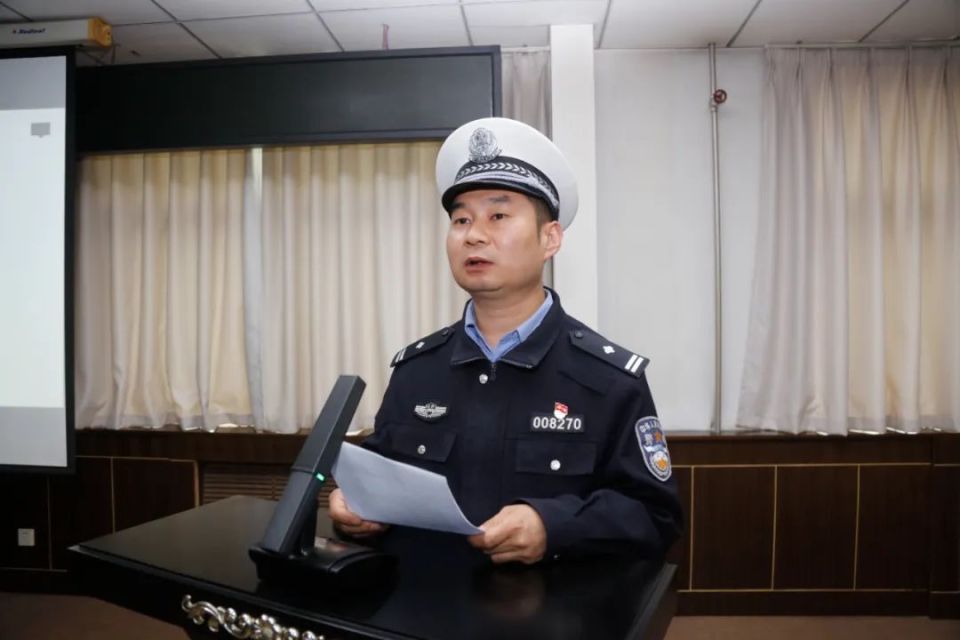 渭南市公安局交警支队临渭大队关于对2024年第一季度警星评选活动的