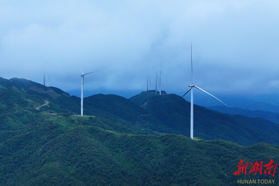 高山风电赋能绿色发展
