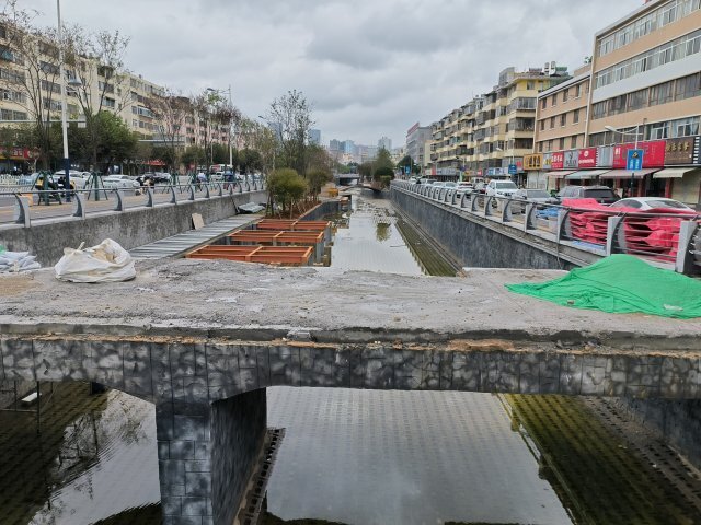 篆塘河已开放约800米河道,上面还修了4座桥,记者走访_腾讯新闻