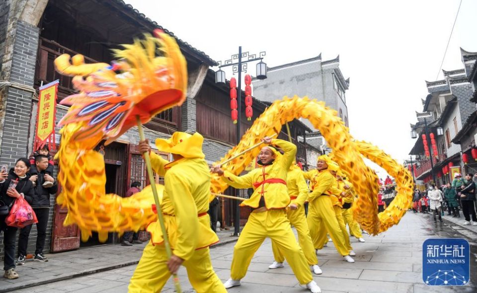 多彩民俗迎新春