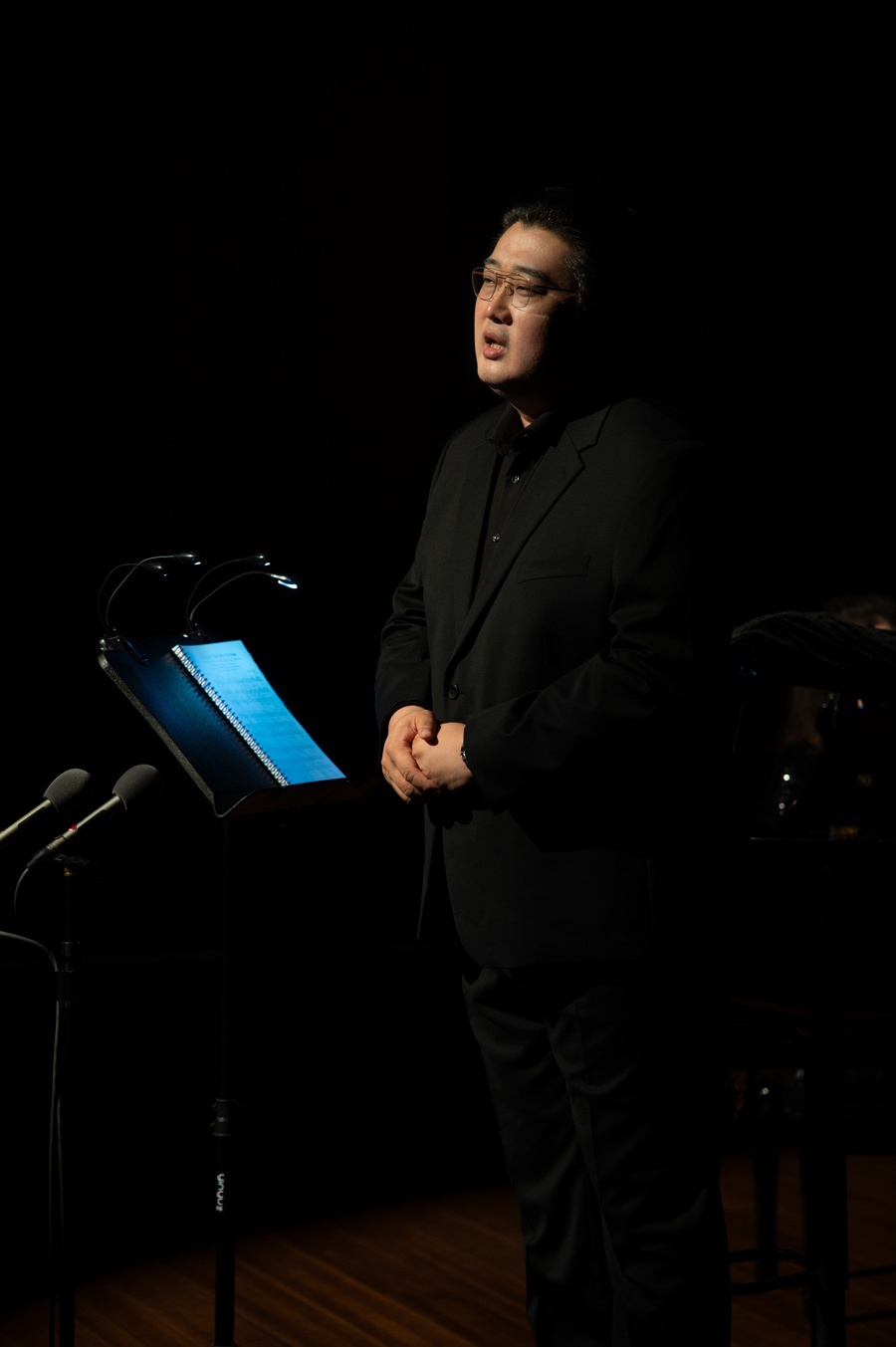 沈洋,一个低男中音的温柔_腾讯新闻