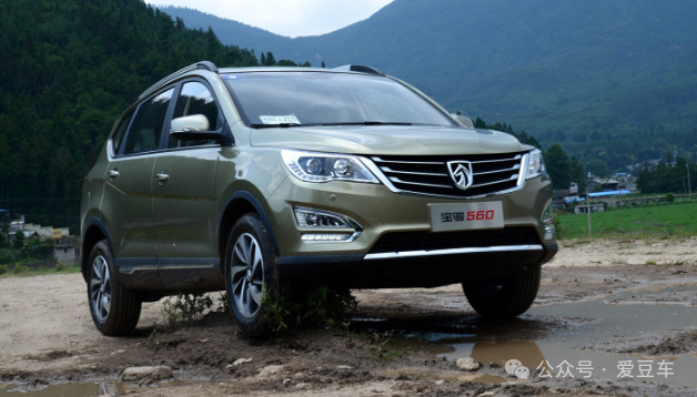 宝骏成立后也推出了宝骏730这款类似的mpv,同样是靠低价和载货市场