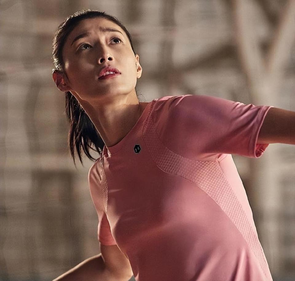 实至名归中国女排队长当选最伟大排球运动员天才少女意外落选