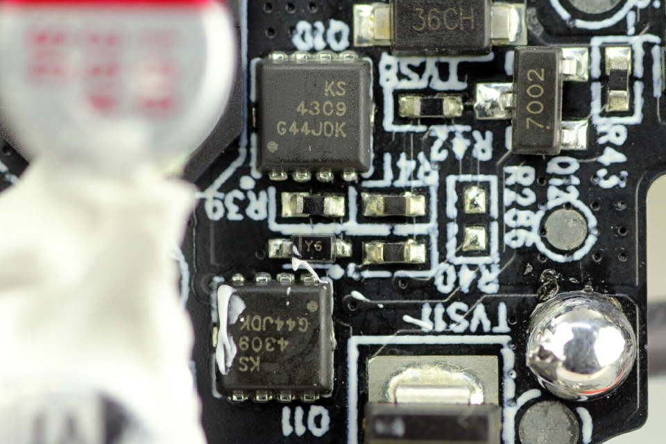 支持pd3.1 140w双向快充,斯莫格vb212迷你v口电池拆解