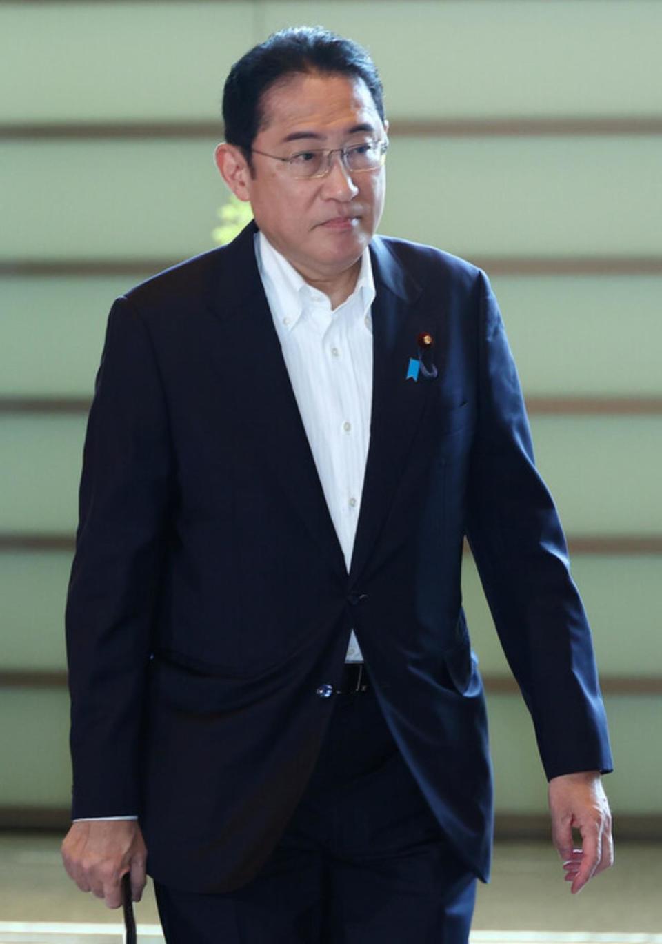 拜登宣布退选对日本岸田首相谋求总裁连任产生冲击,认为岸田应学习