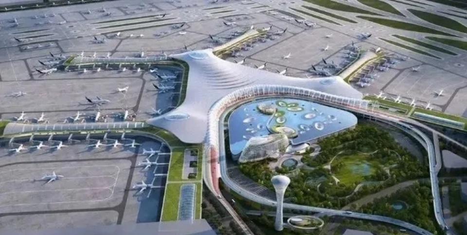 济南机场二期改扩建效果图青岛机场站与地铁胶东机场站共用站房,可