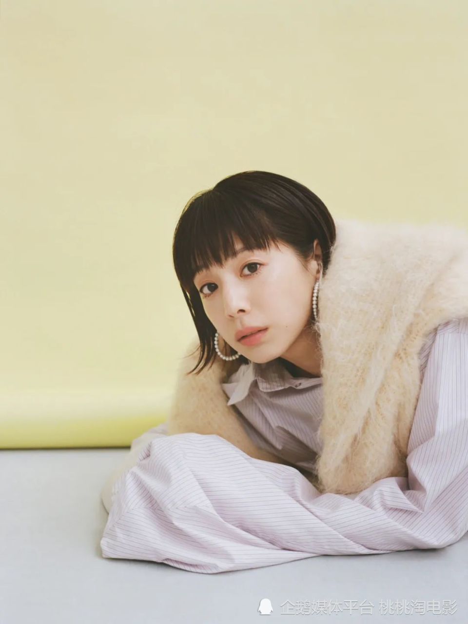 女星夏帆33岁生日写真大片,展现熟龄女子从容"姐感"