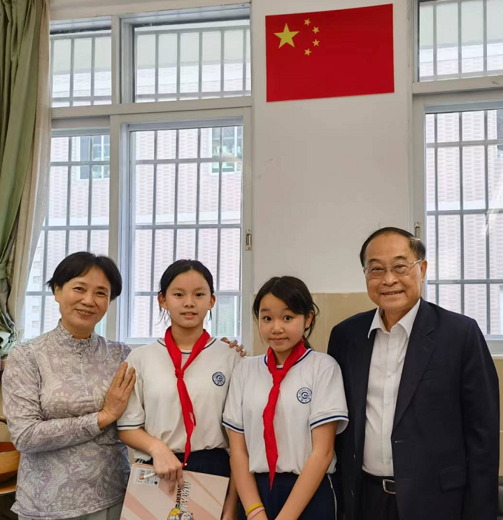 校友罗东凯:我最珍贵的校园时光是小学六年-腾讯新闻