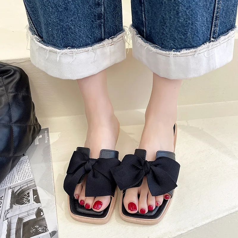 今夏跪求你抢这双爆火凉拖,超时髦!好看惨了!