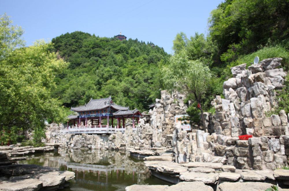 地址:抚松县抚松镇北山街抚松的春天除了这些大家耳熟能详的景点还有