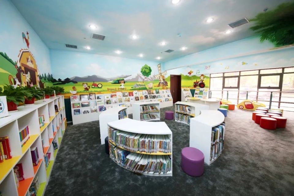 宝山区三家街镇图书馆获评"示范馆",快来这些好去处"充充电"_腾讯新闻