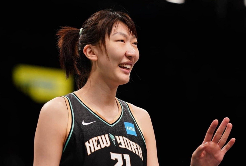 wnba中國女籃雙核遇冷李夢僅3分全隊最低韓旭歸隊仍未被激活