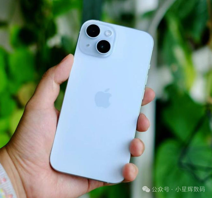 iphone 15又跌了,256gb更亲民了,库克也很无奈_腾讯新闻