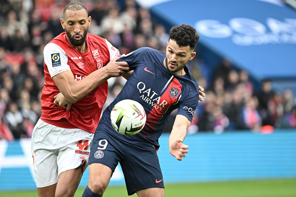 足球法甲巴黎圣日耳曼平兰斯