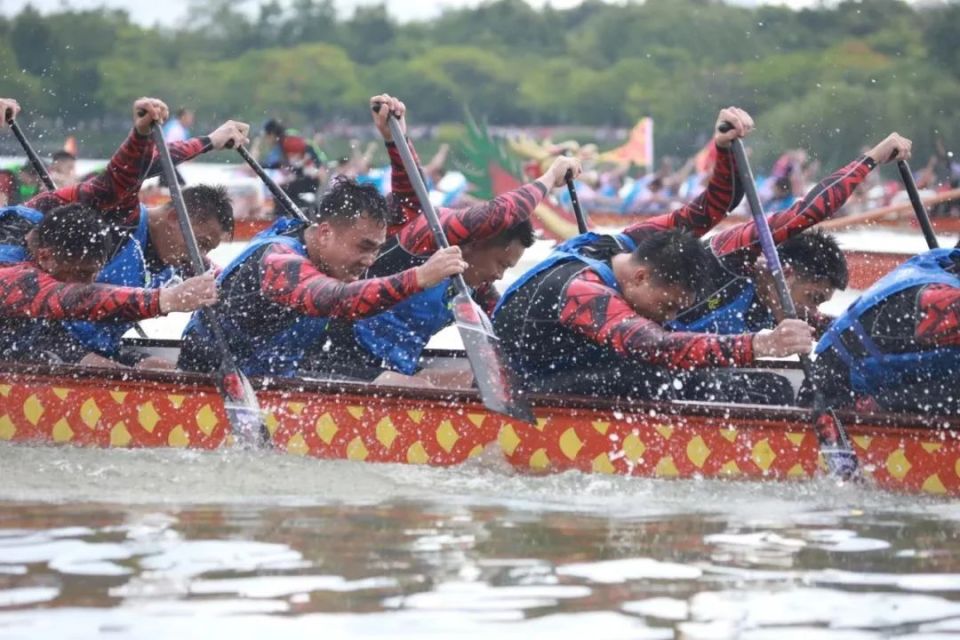 提前剧透~韶关龙舟赛来啦!首次有全女子队伍上船赛龙夺锦!