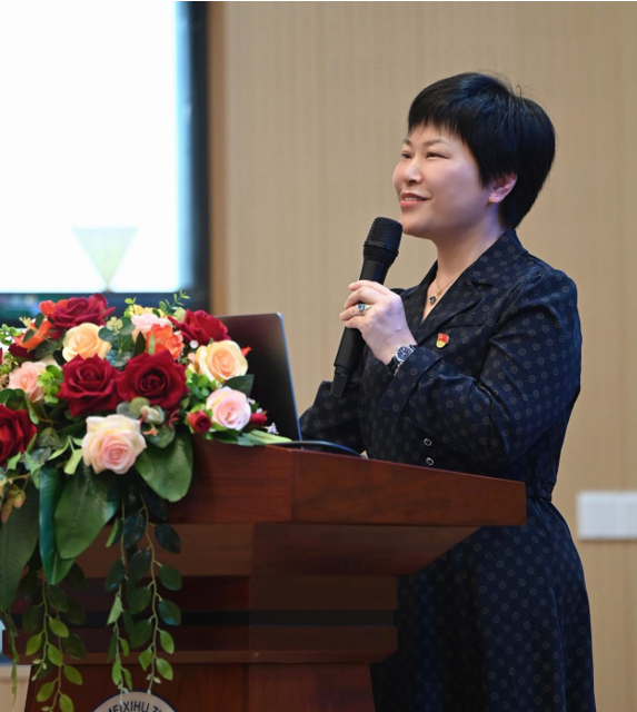 《十几岁》读书会第十七期|共读《遥远的向日葵地