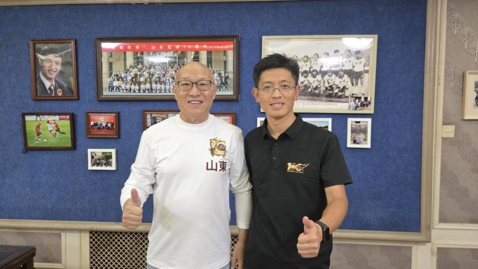 青岛足球百年史话丨48年前山东足球曾赴佛得角练兵，次年勇夺全运会金牌_腾讯新闻