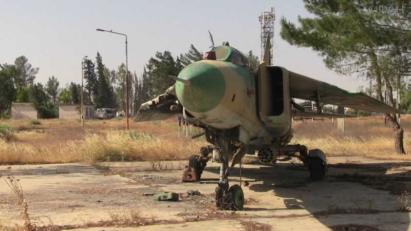 美国从哈萨克斯坦买了一批报废战斗机,乌现在就开始惦记了