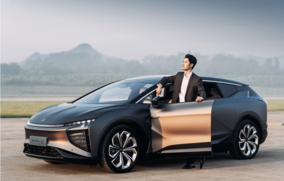 高合暴雷90天后"获救":仰融出山当"白衣骑士",10亿美金"救命钱"将到账