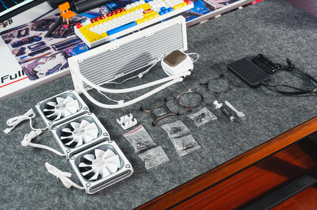 首发福利超多,入手巨值!爱国者星璨·大岚机箱装机实测