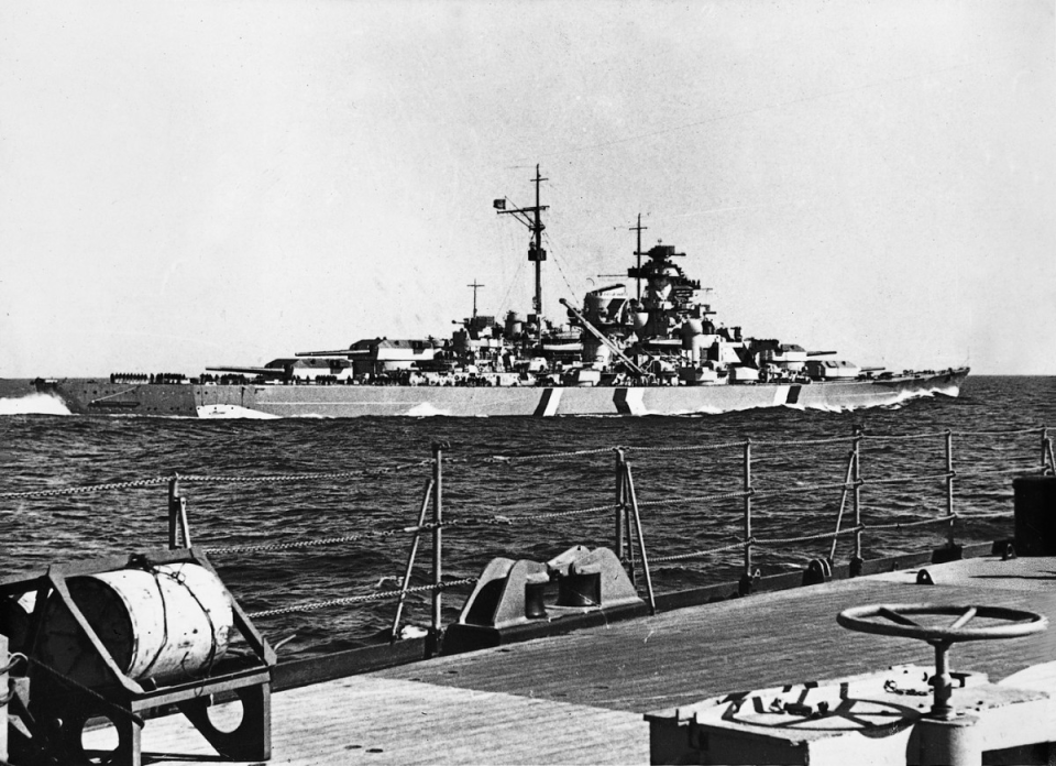 德国的战列舰俾斯麦,1941年 