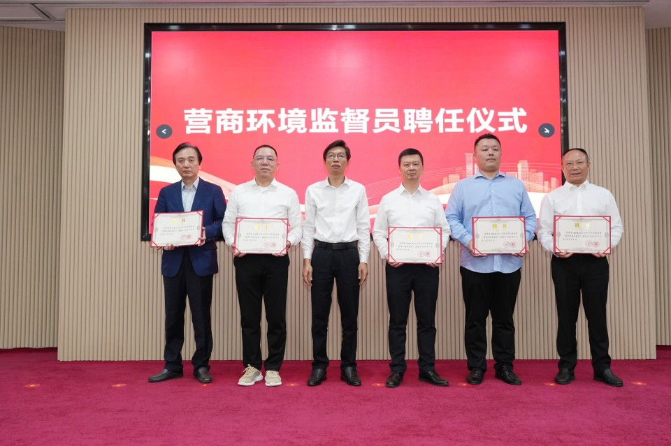 普宁不断亮出招商"新招",成立由市委书记任组长,市长任常务副组长的市