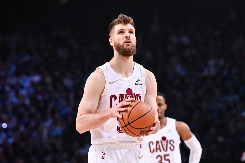 队记骑士前锋迪恩韦德遭遇膝盖扭伤可能将缺席剩余所有常规赛