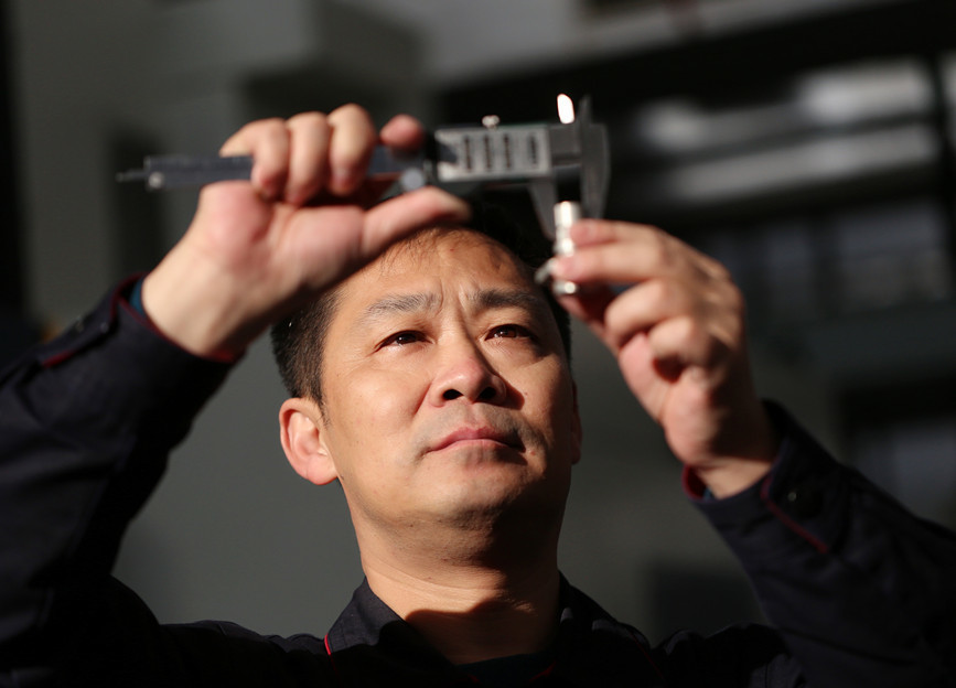 十四届全国人大代表孟祥忠弘扬工匠精神筑梦航空强国