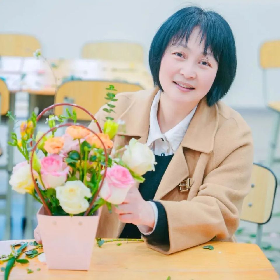 成都市七中育才学校银杏校区执行校长