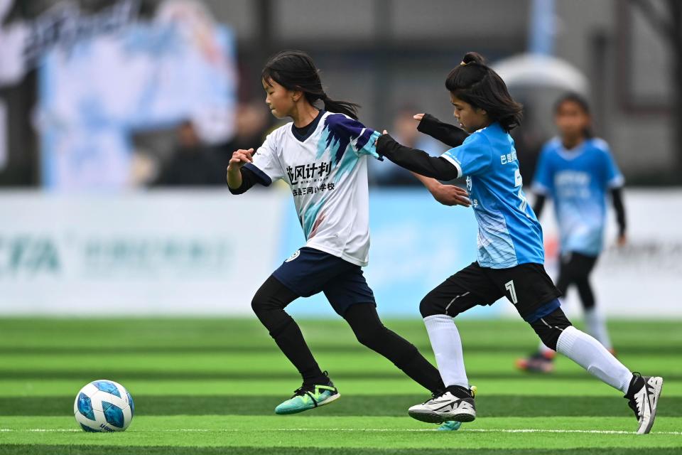 大山里的铿锵玫瑰：重庆石柱县三河小学女足