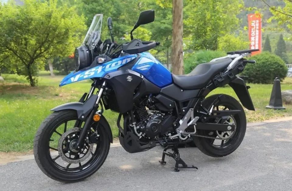 豪爵铃木gsx250r,dl250发布更新,升级led大灯,滑动离合器_腾讯新闻