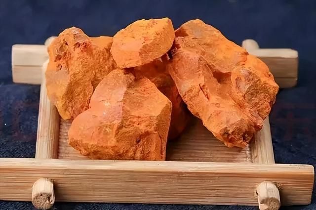 听说雄黄以毒攻毒，但你了解这些含雄黄的中成药吗？_腾讯新闻