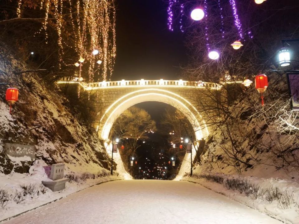 吉林市北山夜景图片