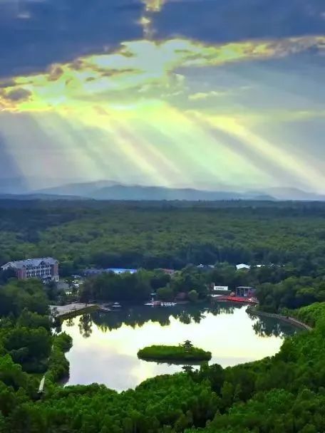 春游白山 奔赴诗和远方 | 我和春天有个约会,打卡白山市抚松县
