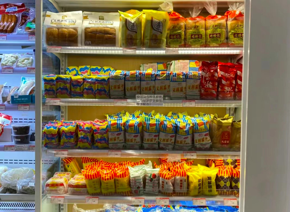 考虑到一些人身体处于亚健康情况,义利还大胆创新,把人们急需的核黄素