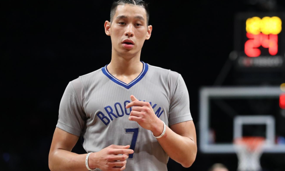 林书豪在nba打出来之后,立马引发了整个华裔群体的轰动,书豪也曾说过