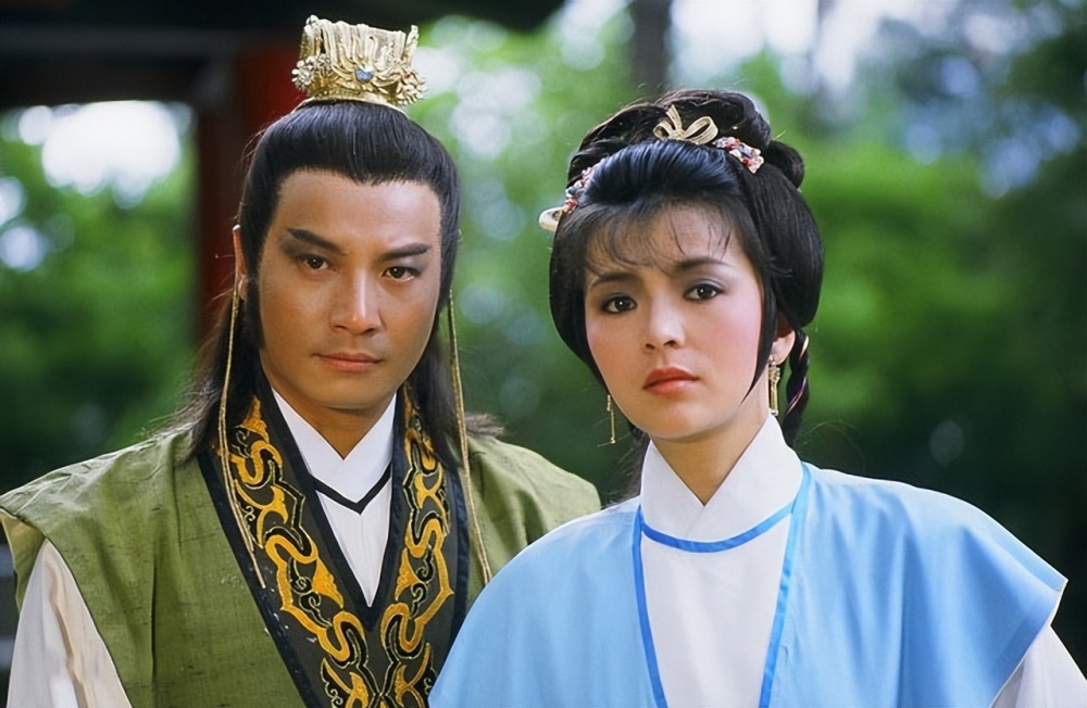 《楚河汉界》剧照:翁美玲唯一客串的电视剧,风采盖过女主角_腾讯新闻