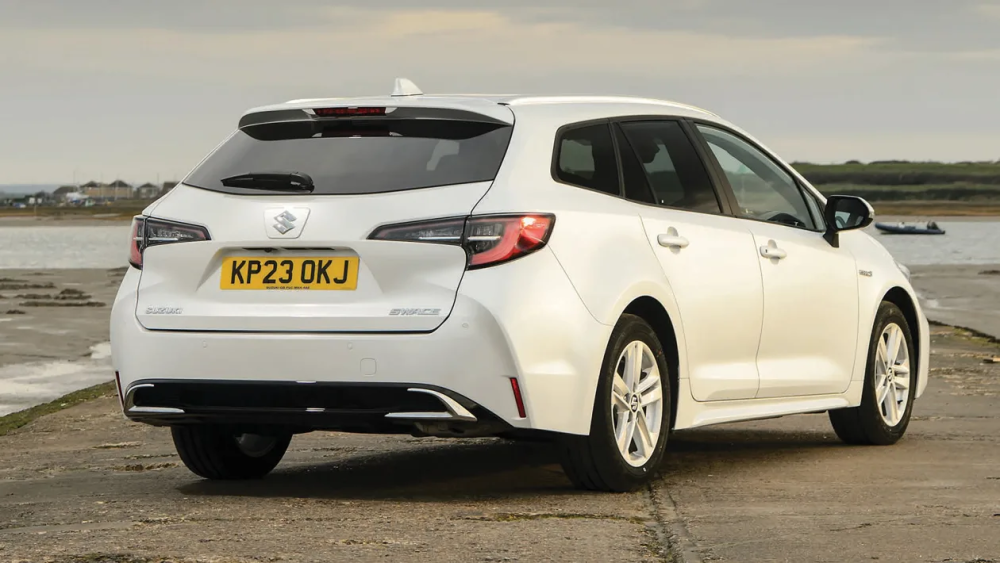 换标卡罗拉旅行版,2023款铃木swace大量实拍图发布_腾讯新闻