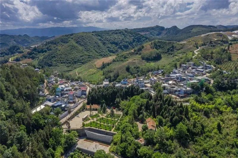 屏边县湾塘乡牛碑村人字桥村小组元阳县牛角寨镇果期村大顺寨村小组