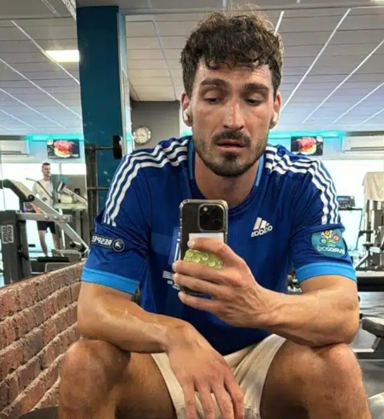 胡梅尔斯:现在想选一件运动衫都怕引发愚蠢的传闻